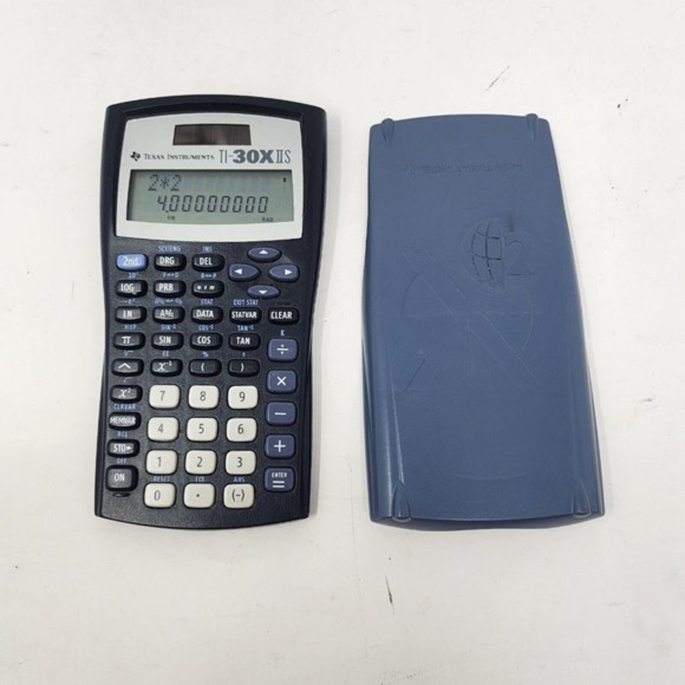Texas Instruments TI-30X IIS Scientific Calculator Solar W/‎ Cover Working